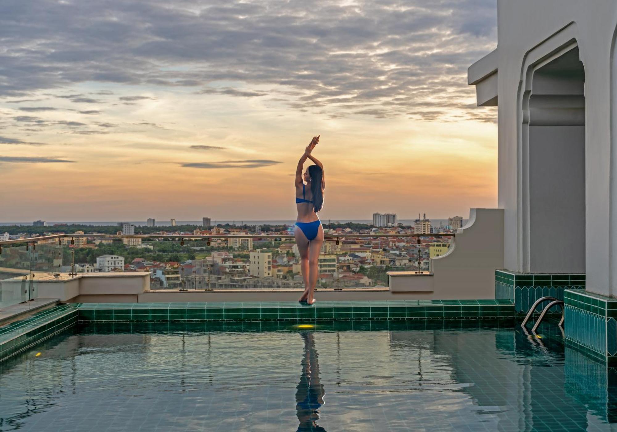 Rex Quang Binh Hotel Dong Hoi Exterior photo